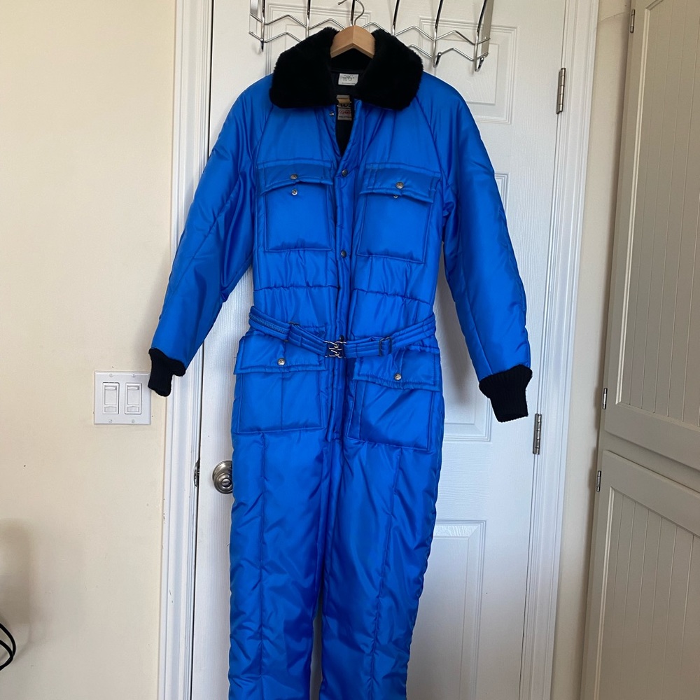 Vintage Walls Blizzard-Pruf full piece pant suit snow outfit